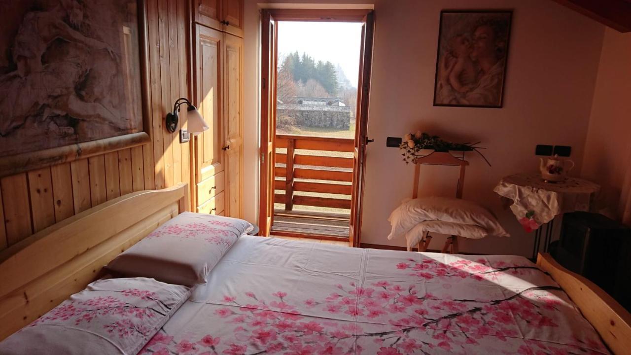 Casa Delle Rose Villa Teglio Eksteriør billede