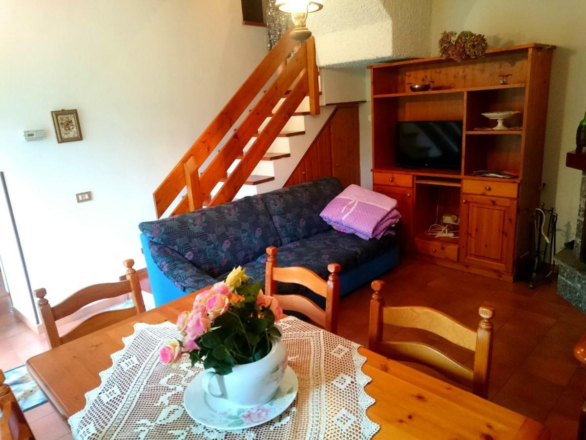Casa Delle Rose Villa Teglio Eksteriør billede